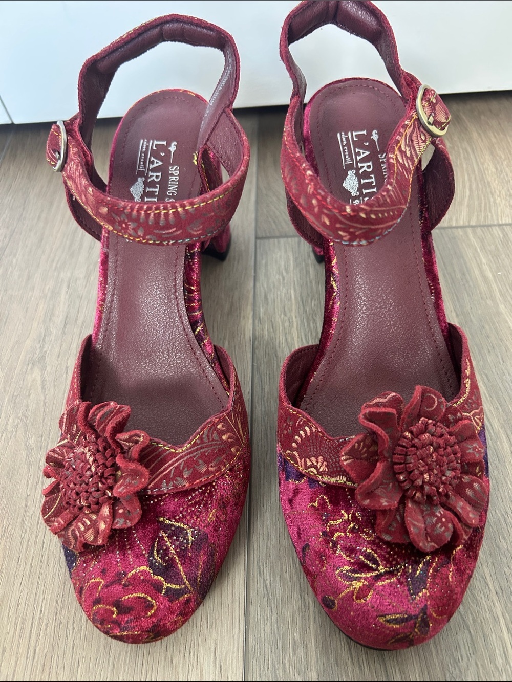 L'ATISTE Burgundy Floral Velvet Ankle-Strap Heels